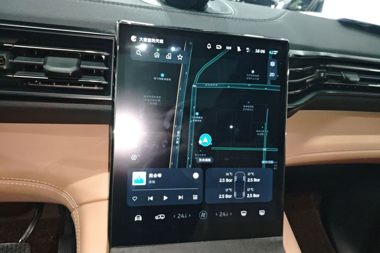 蔚来ES8 2022款 75kWh 六座版中控内饰16