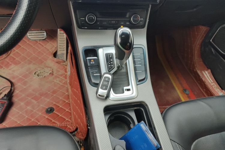 吉利汽车 帝豪GS 2016款 运动版 1.8L 自动领尚型中控内饰18