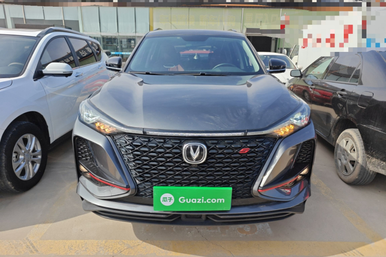 长安CS75 PLUS 2021款 2.0T 自动领航型车身外观2