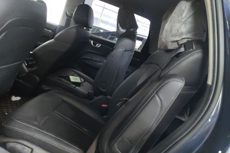 五菱汽车 五菱凯捷 2020款 1.5T CVT尊贵型中控内饰7004