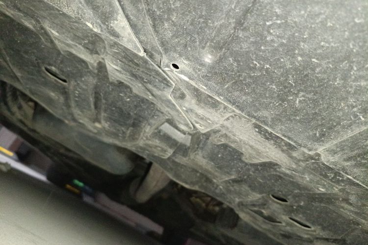 雷克萨斯ES 2015款 200 精英版局部细节9008