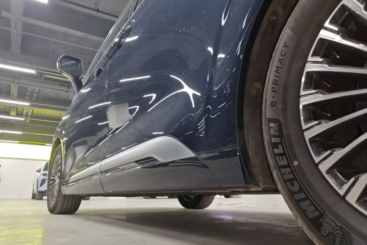 腾势D9 2024款 DM-i 980 四驱旗舰型局部细节9002