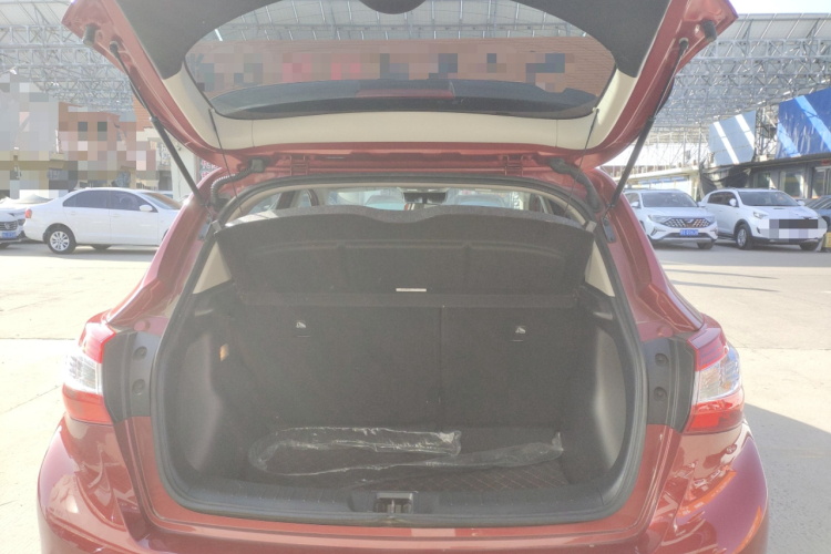 日产 骐达TIIDA 2024款 1.6L CVT智行版机舱底盘23