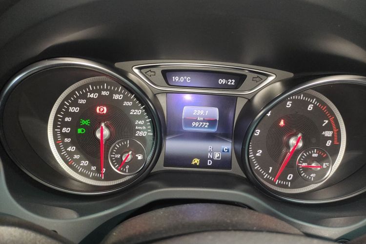 奔驰CLA 2018款 CLA 200 动感型局部细节14