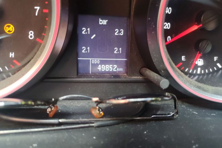 哈弗H6 2017款 蓝标 运动版 1.5T 手动两驱精英型中控内饰15