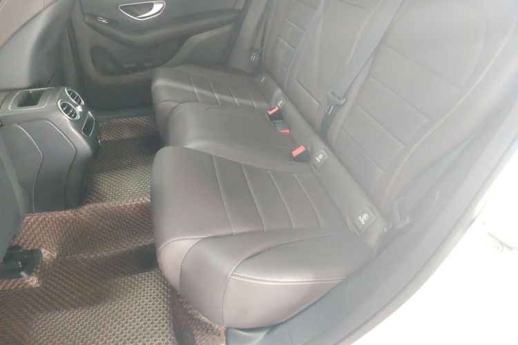 奔驰GLC 2020款 GLC 260 L 4MATIC 动感型中控内饰21