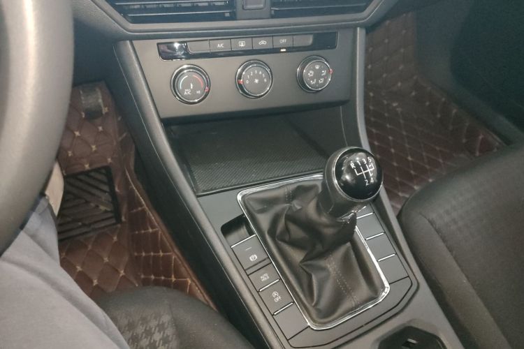 大众 宝来 2021款 1.5L 手动时尚智联版中控内饰18