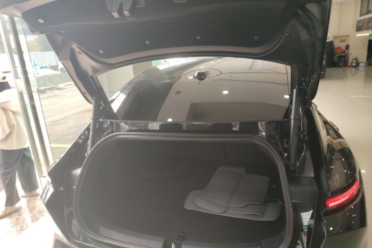 蔚来ET5 2024款 75kWh机舱底盘23