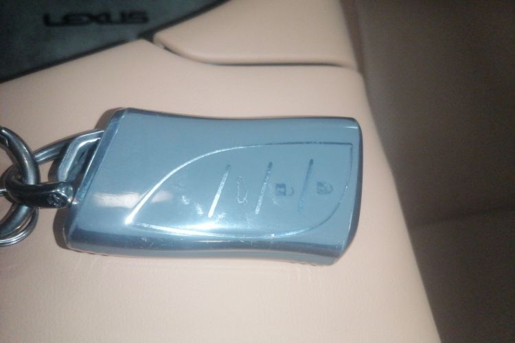 雷克萨斯ES 2022款 200 卓越版中控内饰11