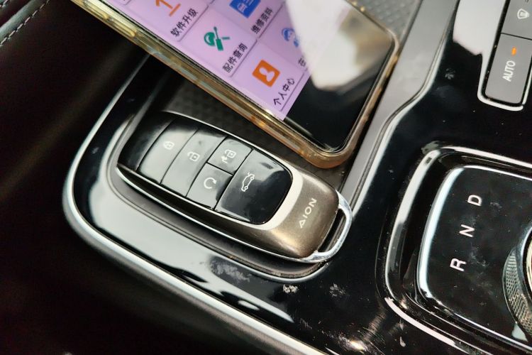 埃安 AION S 2023款 魅 580 磷酸铁锂中控内饰7001