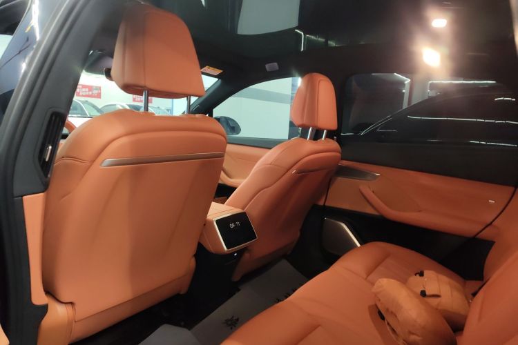 乐道L60 2024款 60kWh 后驱版中控内饰22