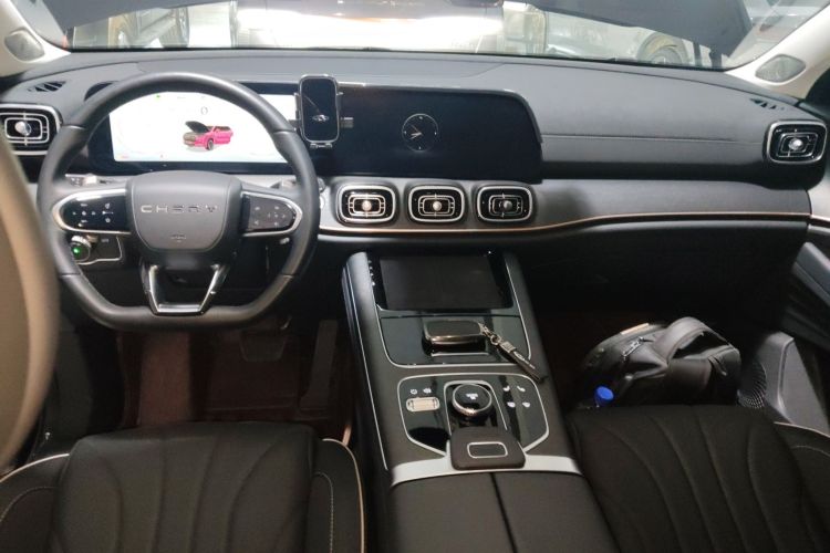 奇瑞 瑞虎9 2023款 2.0T 双离合两驱领先版 5座中控内饰12