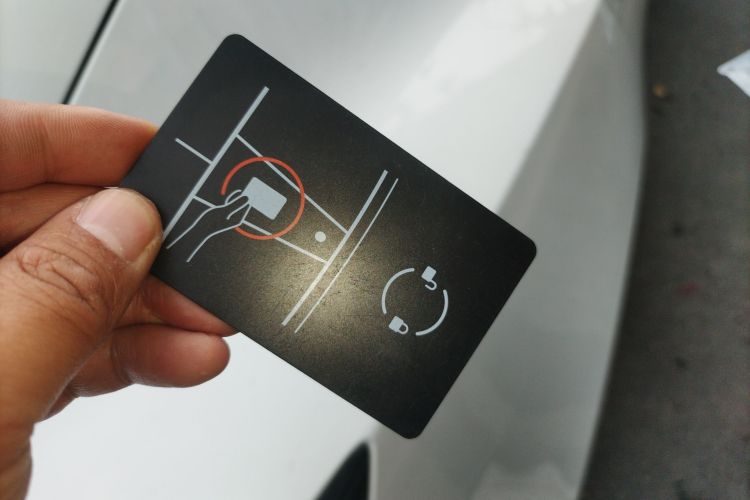 特斯拉 Model 3 2024款 高性能全轮驱动版中控内饰11