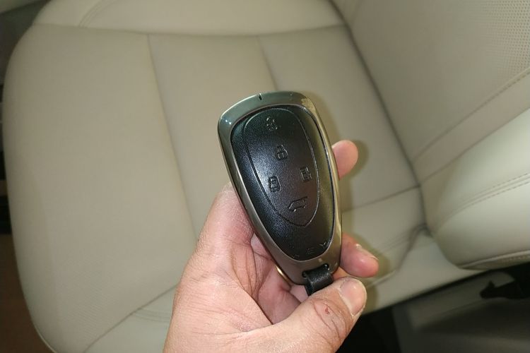 魏牌 高山 2025款 四驱高山8中控内饰11