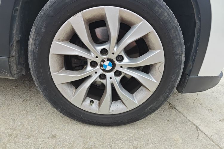 宝马X1 2013款 sDrive18i 时尚型车身外观6007