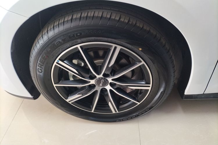 比亚迪 海豹06新能源 2024款 DM-i 80KM尊贵型车身外观6007