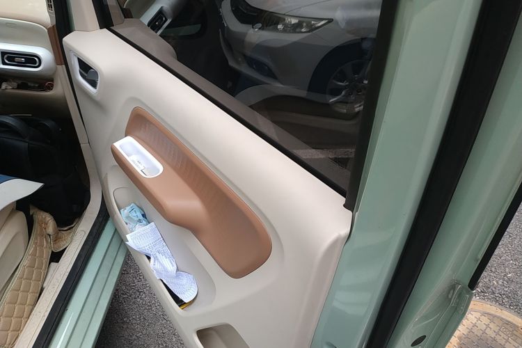 五菱汽车 宏光MINIEV 2024款 第三代 215km 进阶版中控内饰42