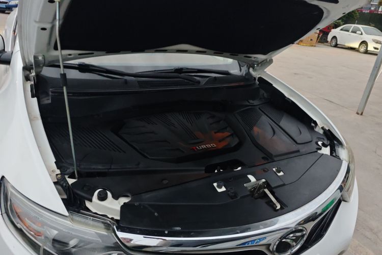 东南DX7 2018款 1.5T 自动荣耀版机舱底盘24