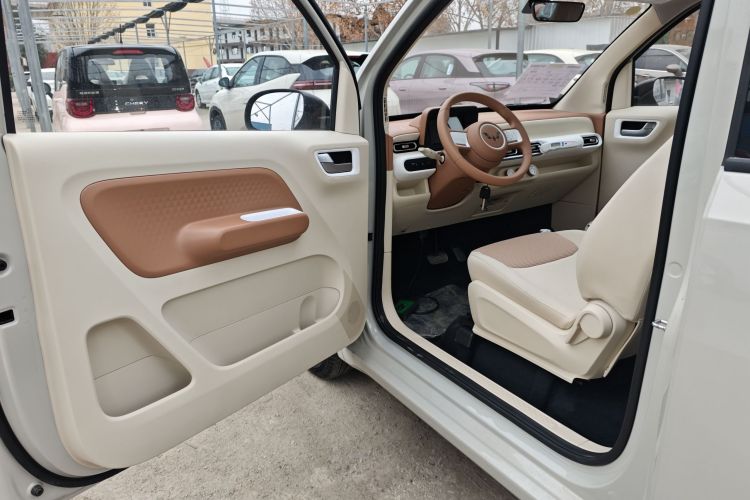 五菱汽车 宏光MINIEV 2024款 第三代 215km 青春版中控内饰7003