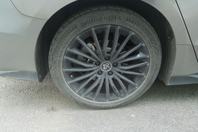 比亚迪 汉 2022款 DM-i 121KM 尊享型车身外观6008