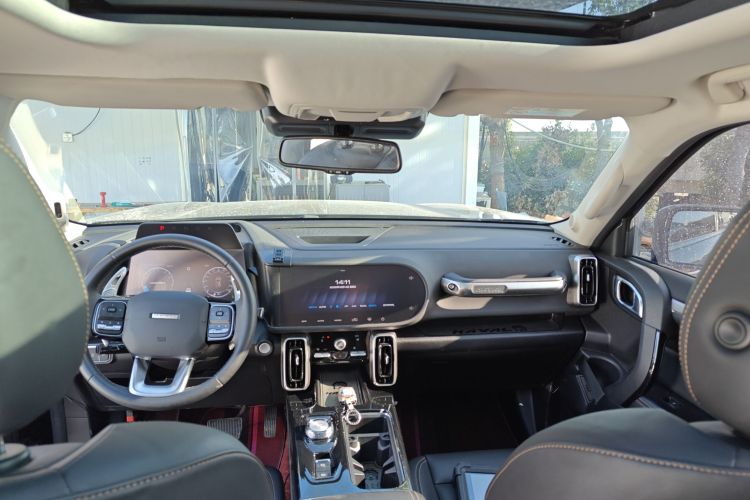 哈弗大狗 2022款 1.5T DCT两驱马犬追猎版中控内饰22