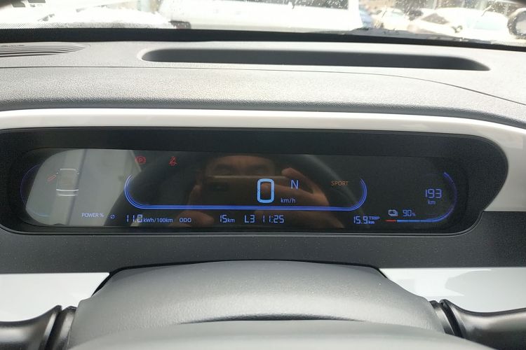 吉利银河 熊猫 2025款 210km 元气熊中控内饰14