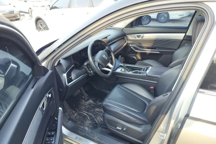 奔腾T99 2021款 20TD 自动机长版中控内饰20