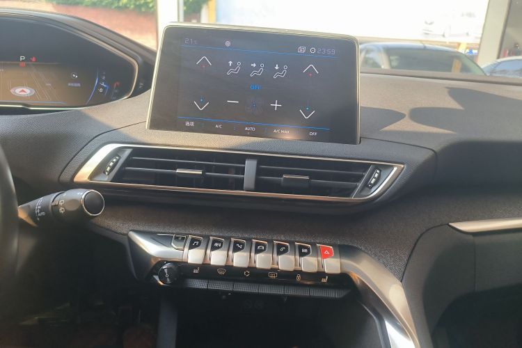 标致4008 2017款 350THP 豪华版局部细节16