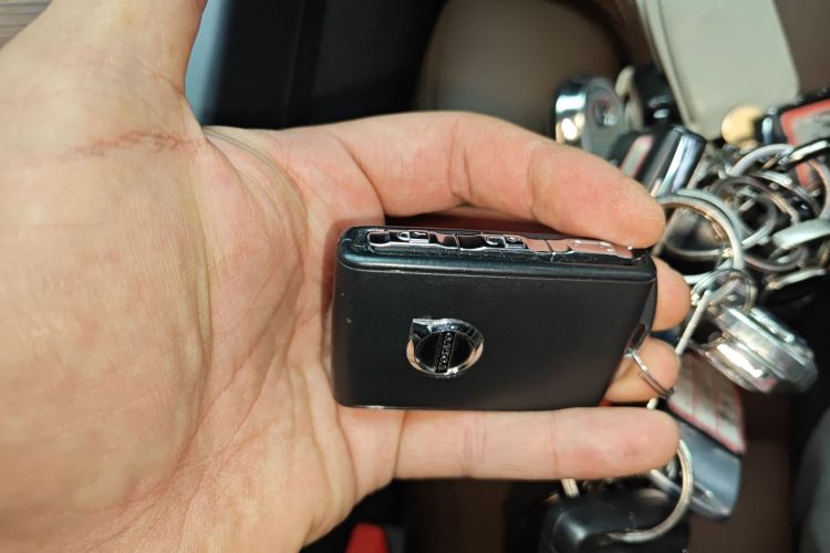 沃尔沃XC60 2024款 B5 四驱智远豪华版中控内饰11