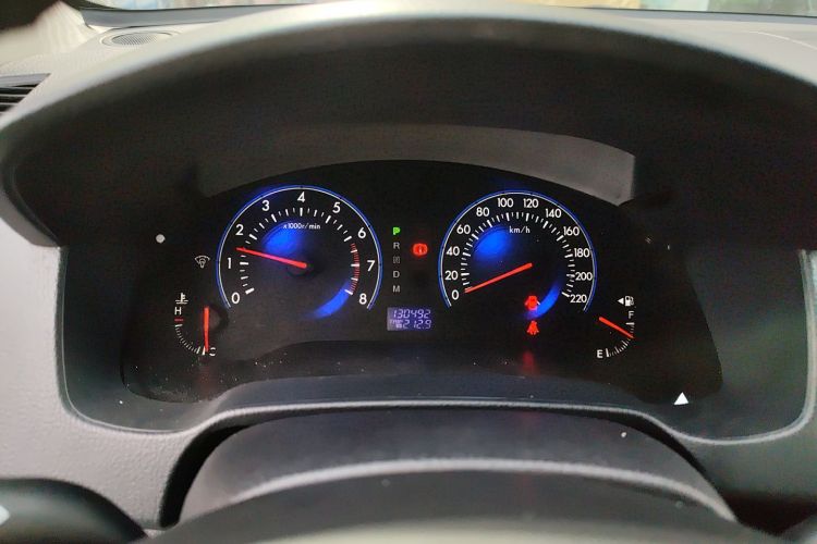 马自达8 2015款 2.5L 至尊版中控内饰14