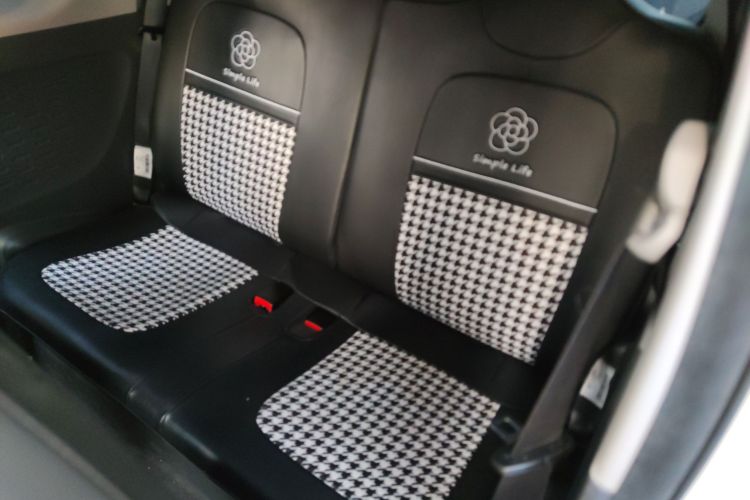 五菱汽车 宏光MINIEV 2022款 马卡龙臻享款 磷酸铁锂中控内饰21