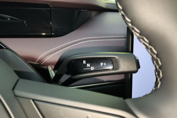 小米汽车 小米SU7 2024款 四驱超长续航高阶智驾Max版中控内饰18