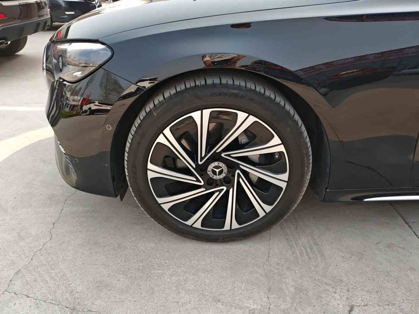 奔驰E级 2025款 E 300 L 豪华型(5)
