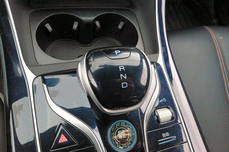 比亚迪 秦PLUS 2021款 DM-i 55KM 旗舰型中控内饰18