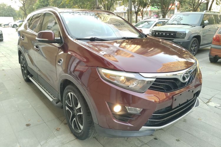 东南DX7 2017款 1.5T 手动凯旋版车身外观3