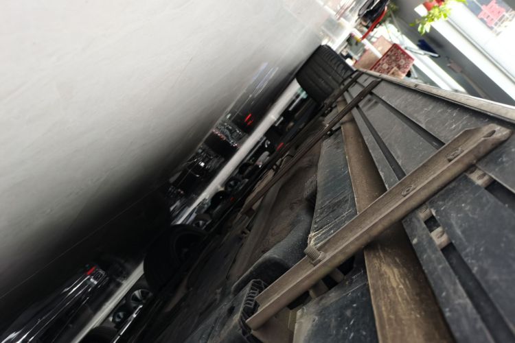 沃尔沃XC90 2020款 改款 T6 智逸豪华版 7座机舱底盘30