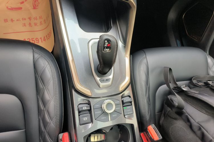 哈弗H6 2020款 2.0GDIT 自动铂金豪华版局部细节18