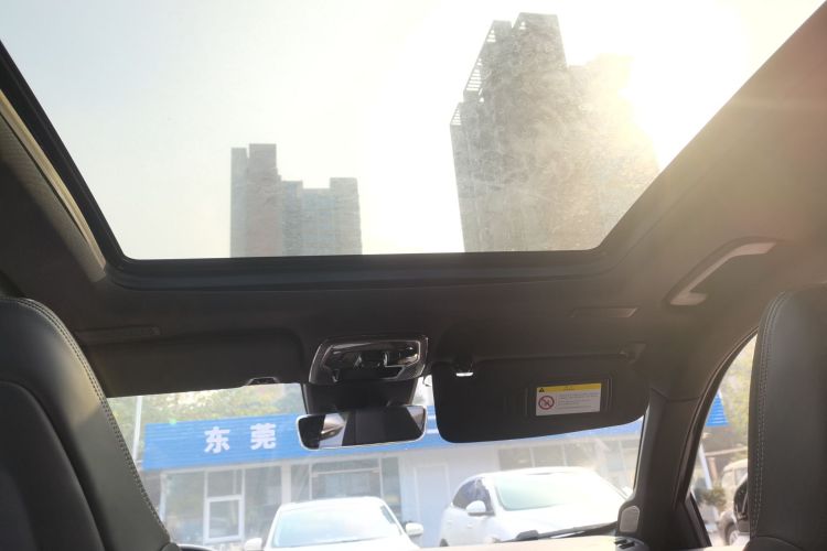 领克01 2023款 1.5TD EM-F PM中控内饰22