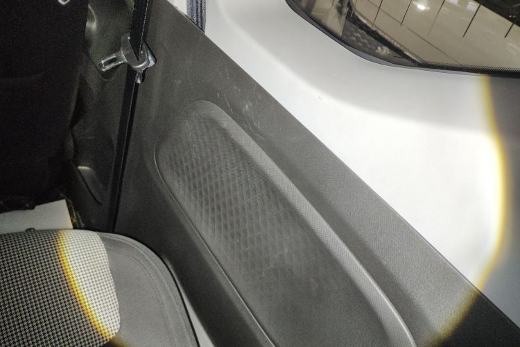 五菱汽车 宏光MINIEV 2024款 第三代 170km中控内饰45