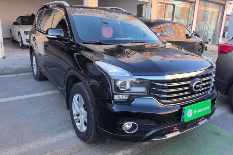 广汽传祺 传祺GS7 2017款 280T 两驱豪华型车身外观3