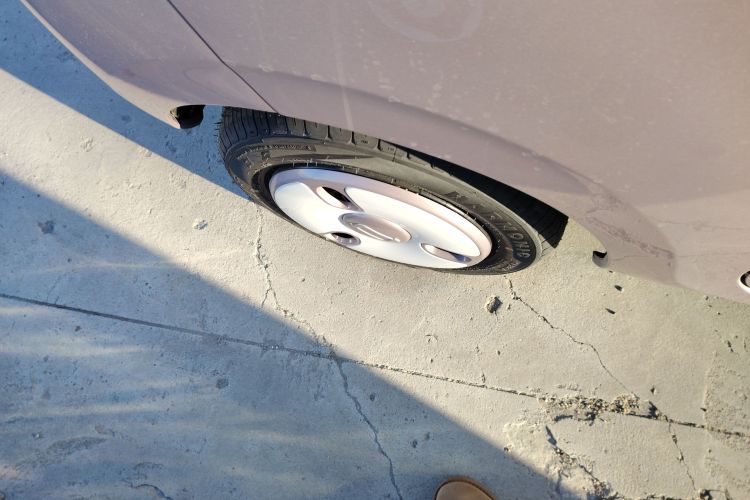 奔腾小马 2026款 222km 萌趣马 Plus车身外观6008