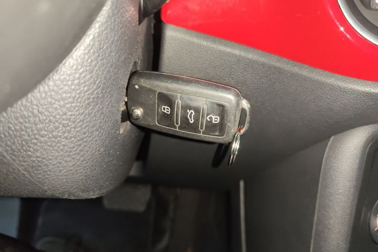 大众 甲壳虫 2015款 180TSI中控内饰7001