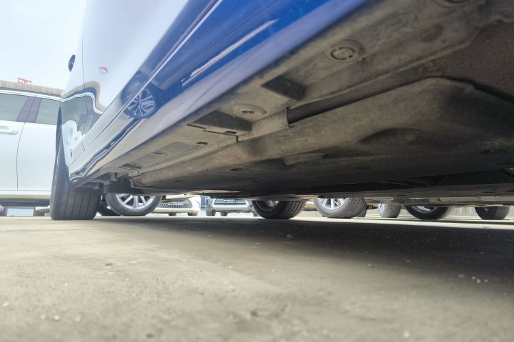 雷克萨斯ES 2020款 260 F SPORT局部细节9001