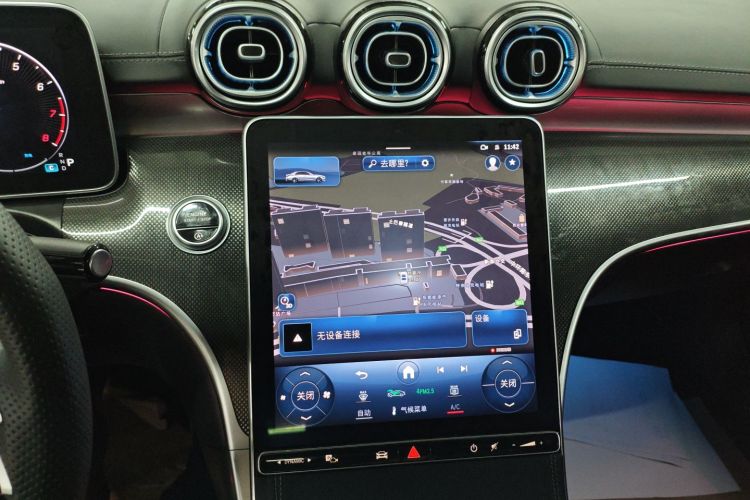 奔驰C级 2024款 改款二 C 260 L 运动版中控内饰16