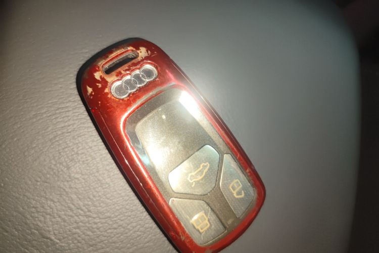 奥迪Q5L 2018款 45 TFSI 尊享时尚型 国VI中控内饰7001