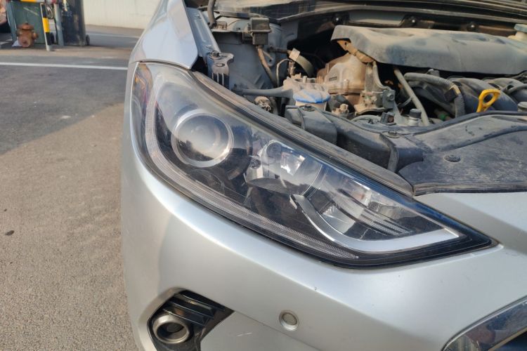 现代 领动 2016款 1.6L 自动智炫·豪华型车身外观6004