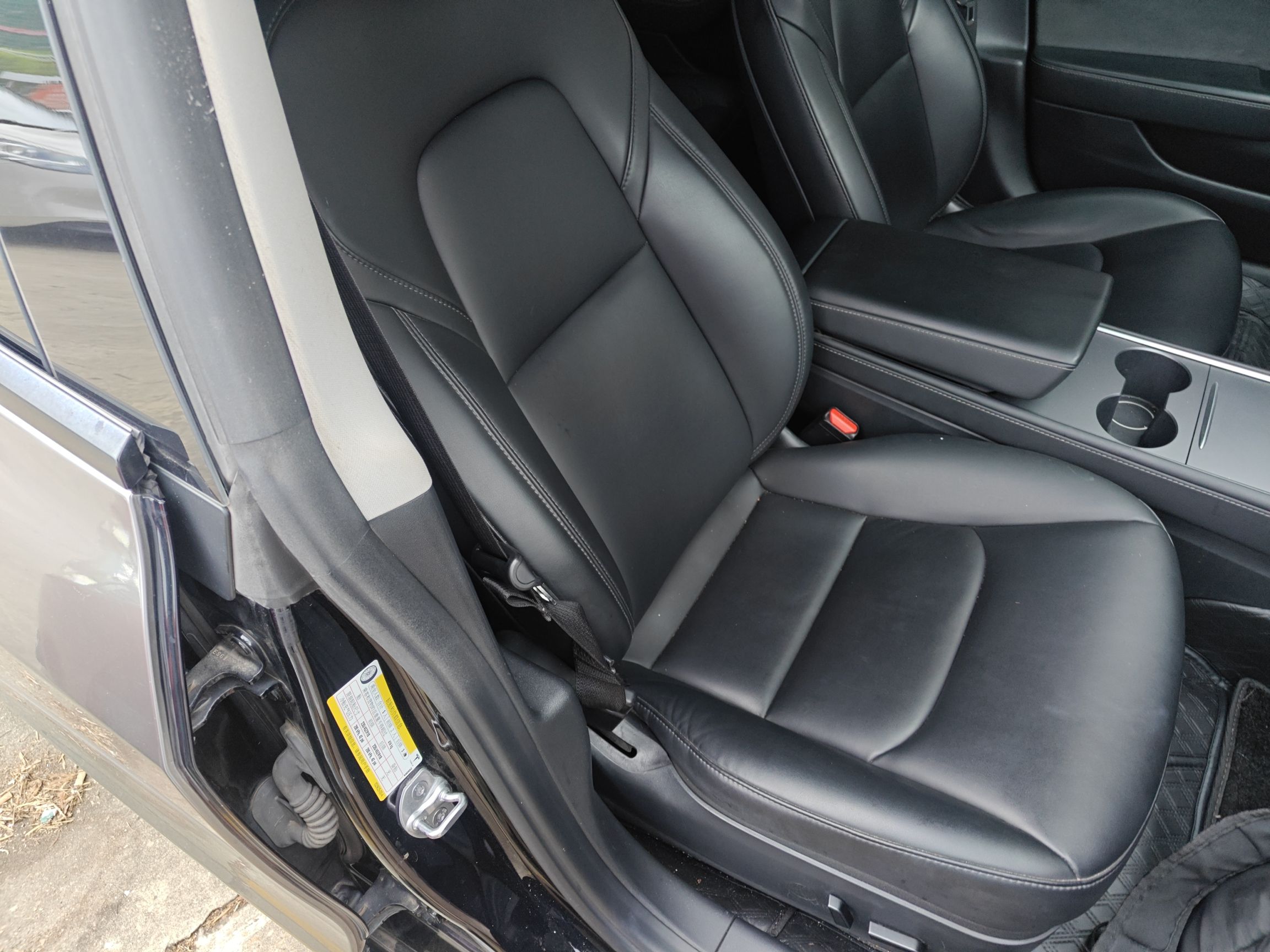 特斯拉 Model 3 2021款 标准续航后驱升级版