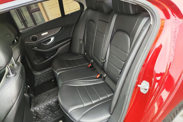 奔驰C级 2019款 C 260 L 运动版中控内饰21