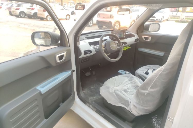 吉利银河 2024款 熊猫mini 200km 耐力熊中控内饰20