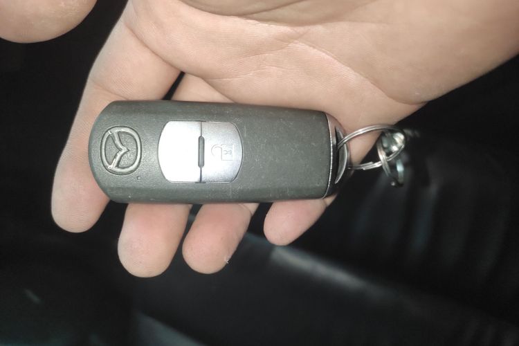 马自达CX-7 2014款 2.5L 2WD 尊贵版中控内饰7001